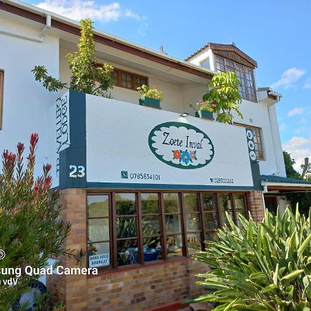 Zoete Inval Hostel Херманус Екстериор снимка
