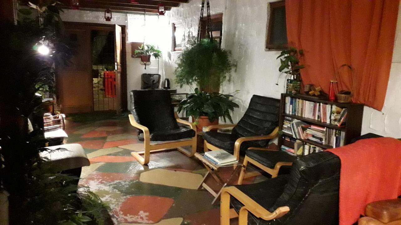 Zoete Inval Hostel Херманус Екстериор снимка