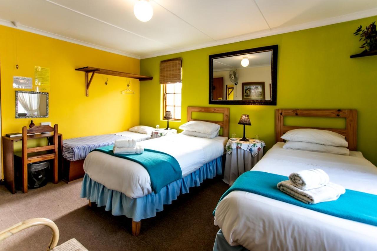 Zoete Inval Hostel Херманус Екстериор снимка