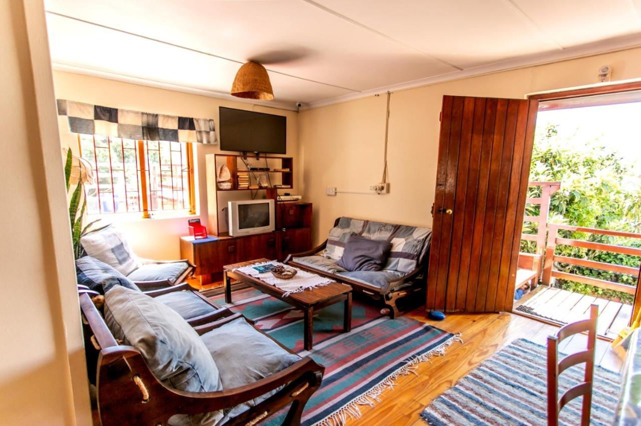 Zoete Inval Hostel Херманус Екстериор снимка